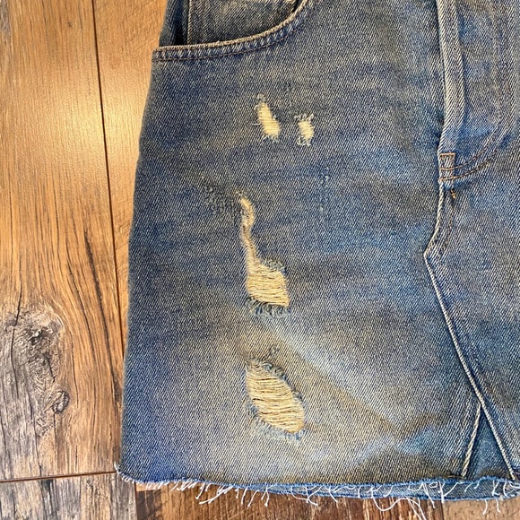 URBAN OUTFITTERS BDG Denim Raw Edge Mini Skirt - Picture 10 of 11